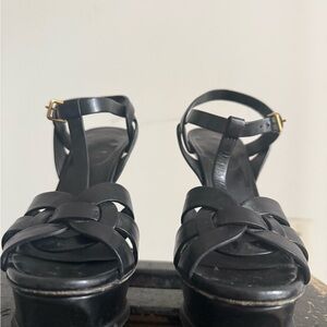 Saint Laurent Tribute‎